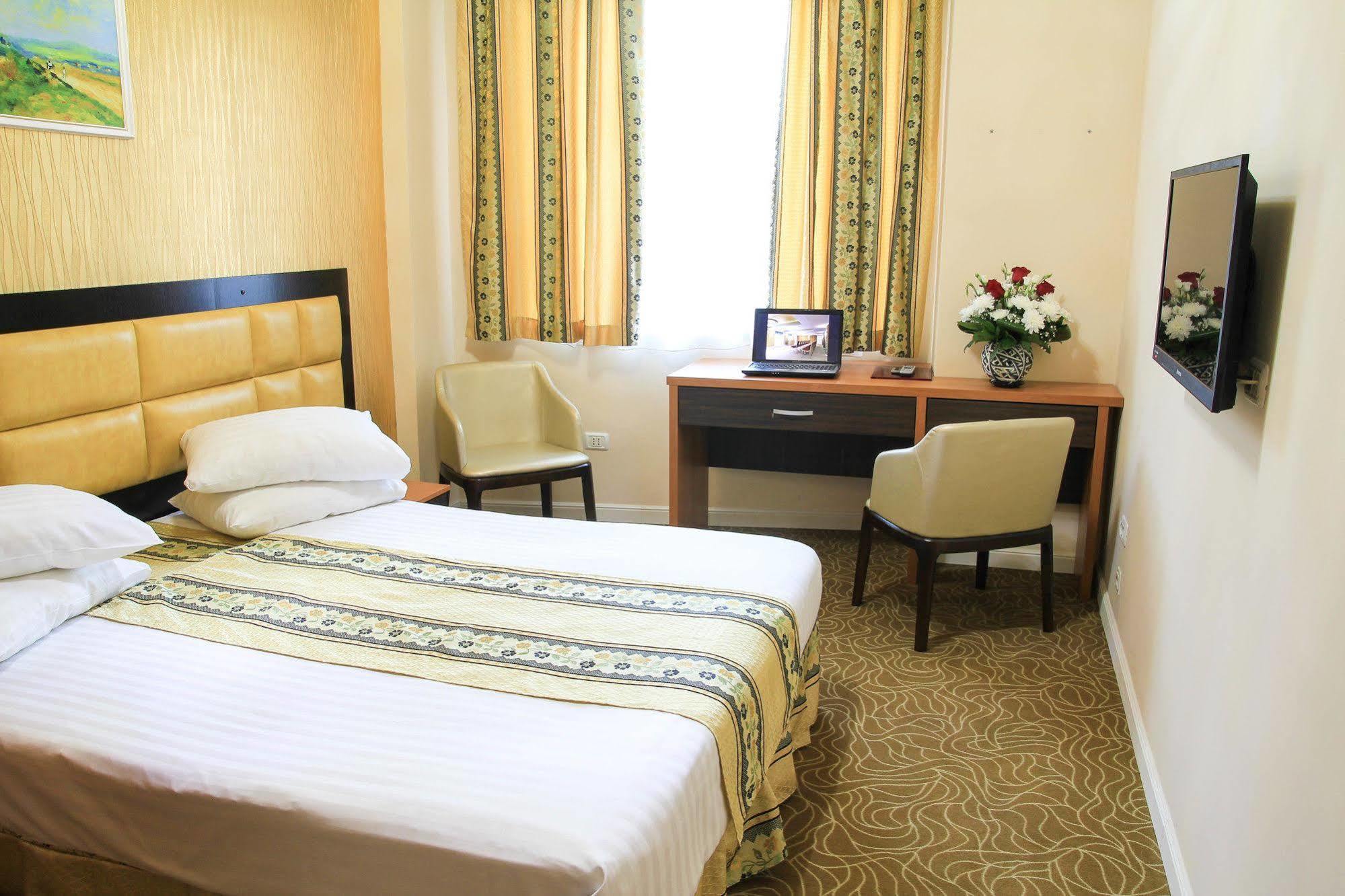Best Western Hotel Lev Or I Bucareste Exterior foto